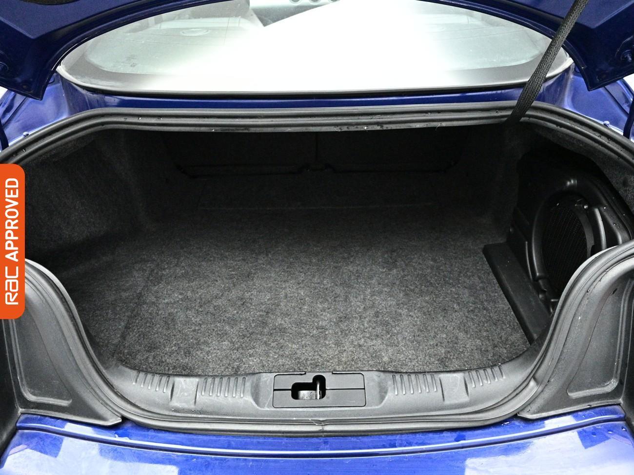 Ford Mustang view 27