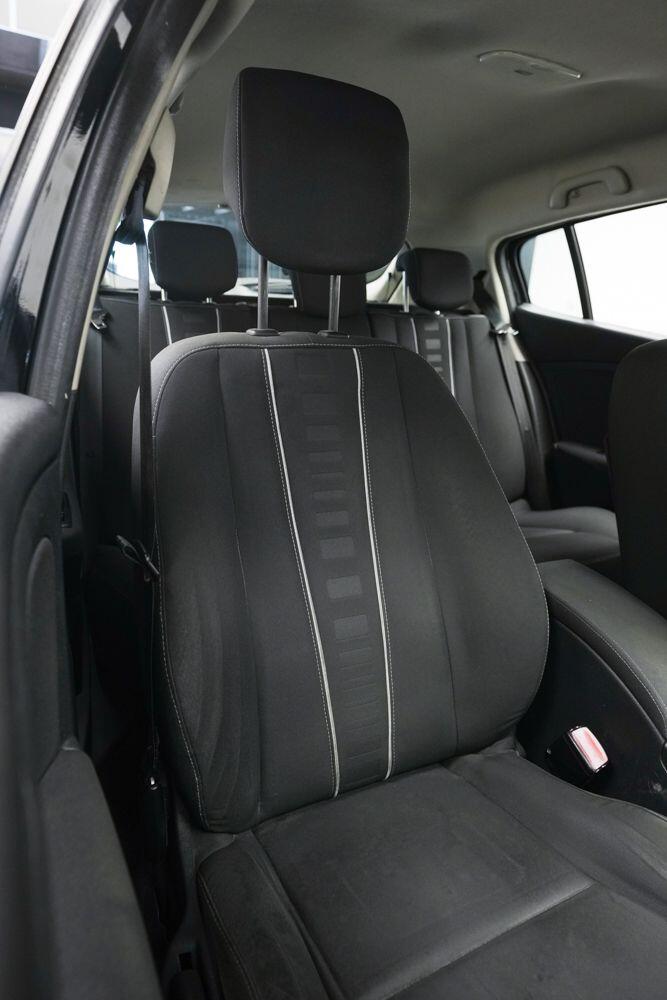 Renault Megane view 10