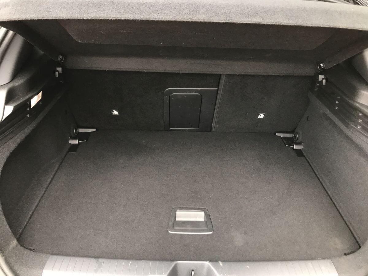 Vauxhall Astra view 8