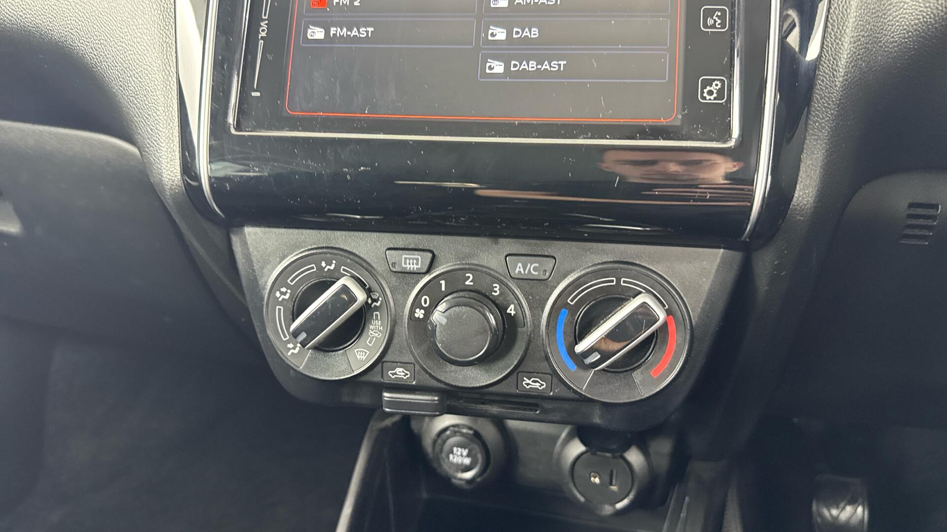 Suzuki Swift view 26