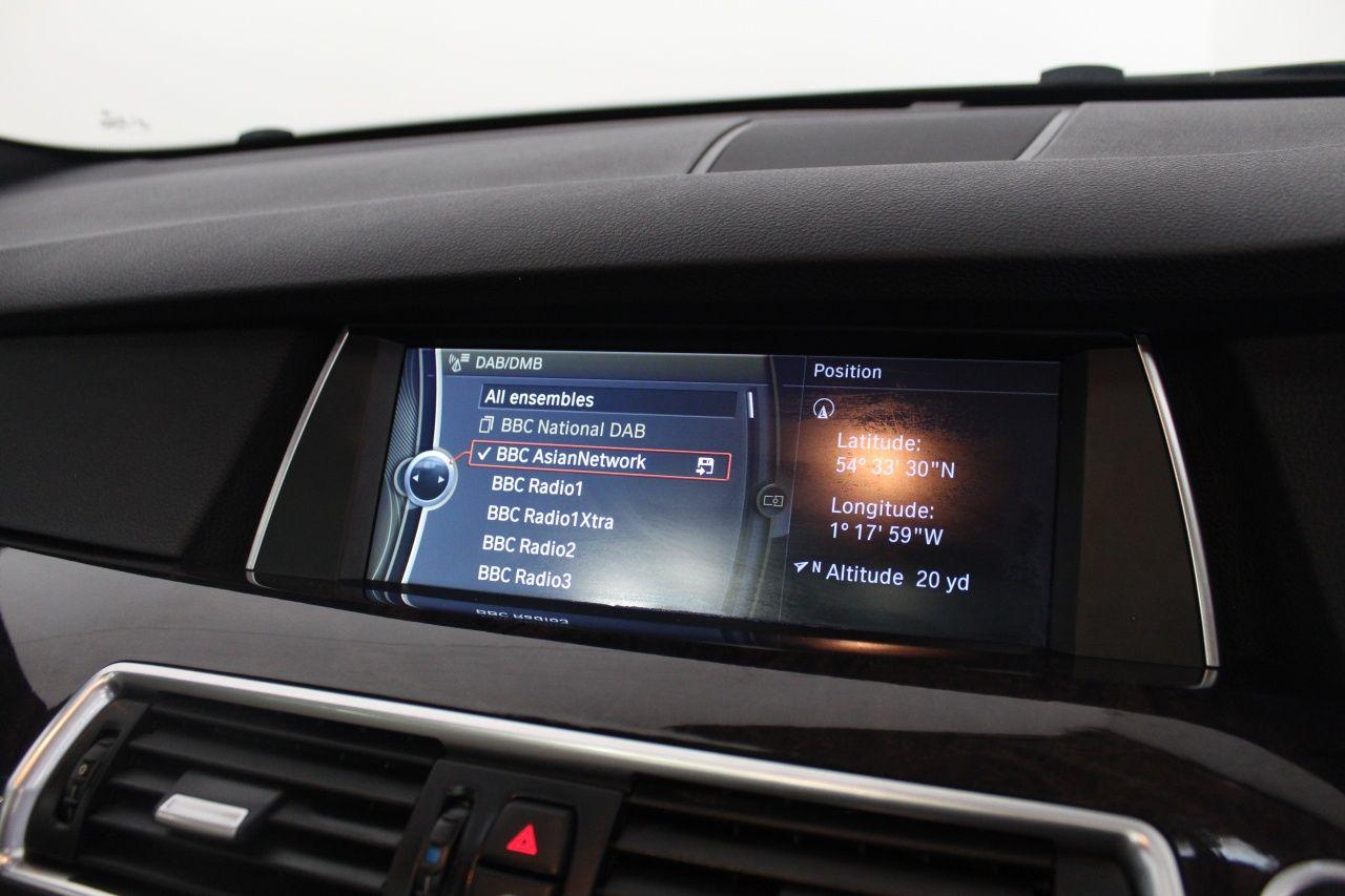 BMW 5 Series view 39