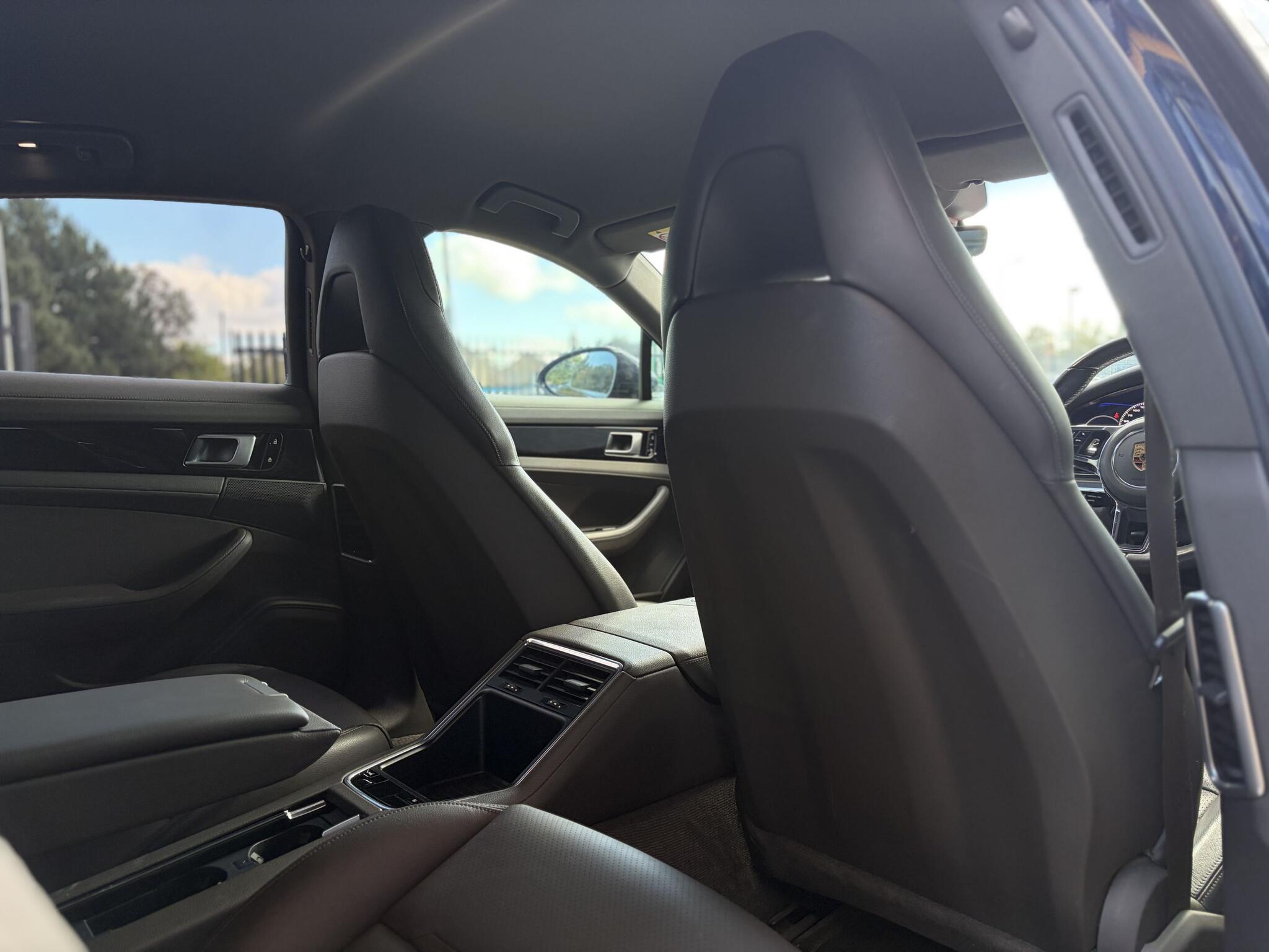 Porsche Panamera view 19
