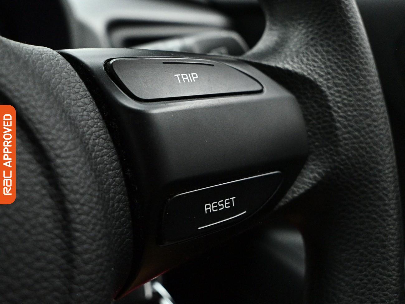 Kia Rio view 22