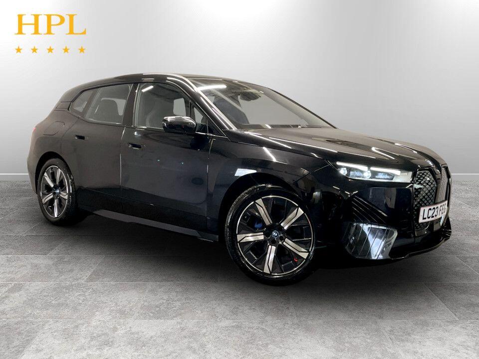 BMW iX