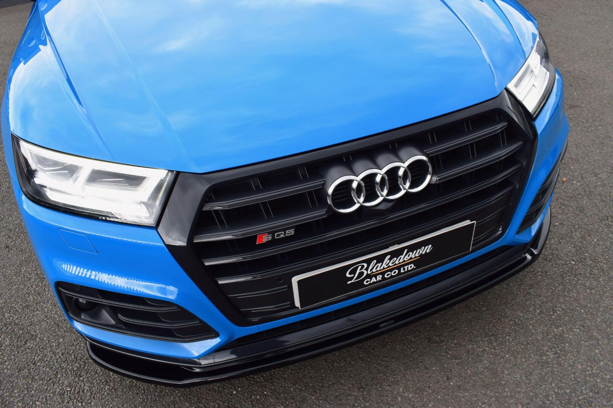Audi SQ5 view 53