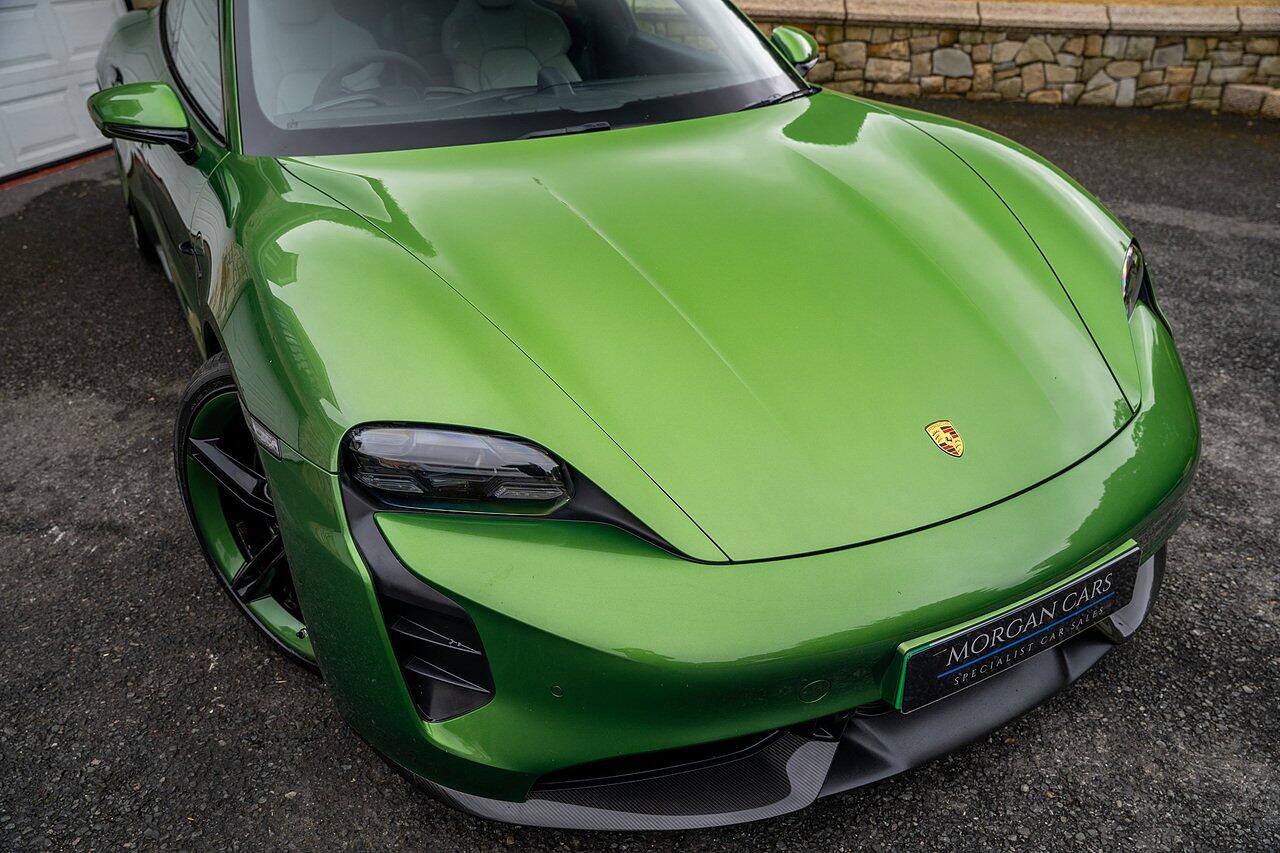 Porsche Taycan view 25