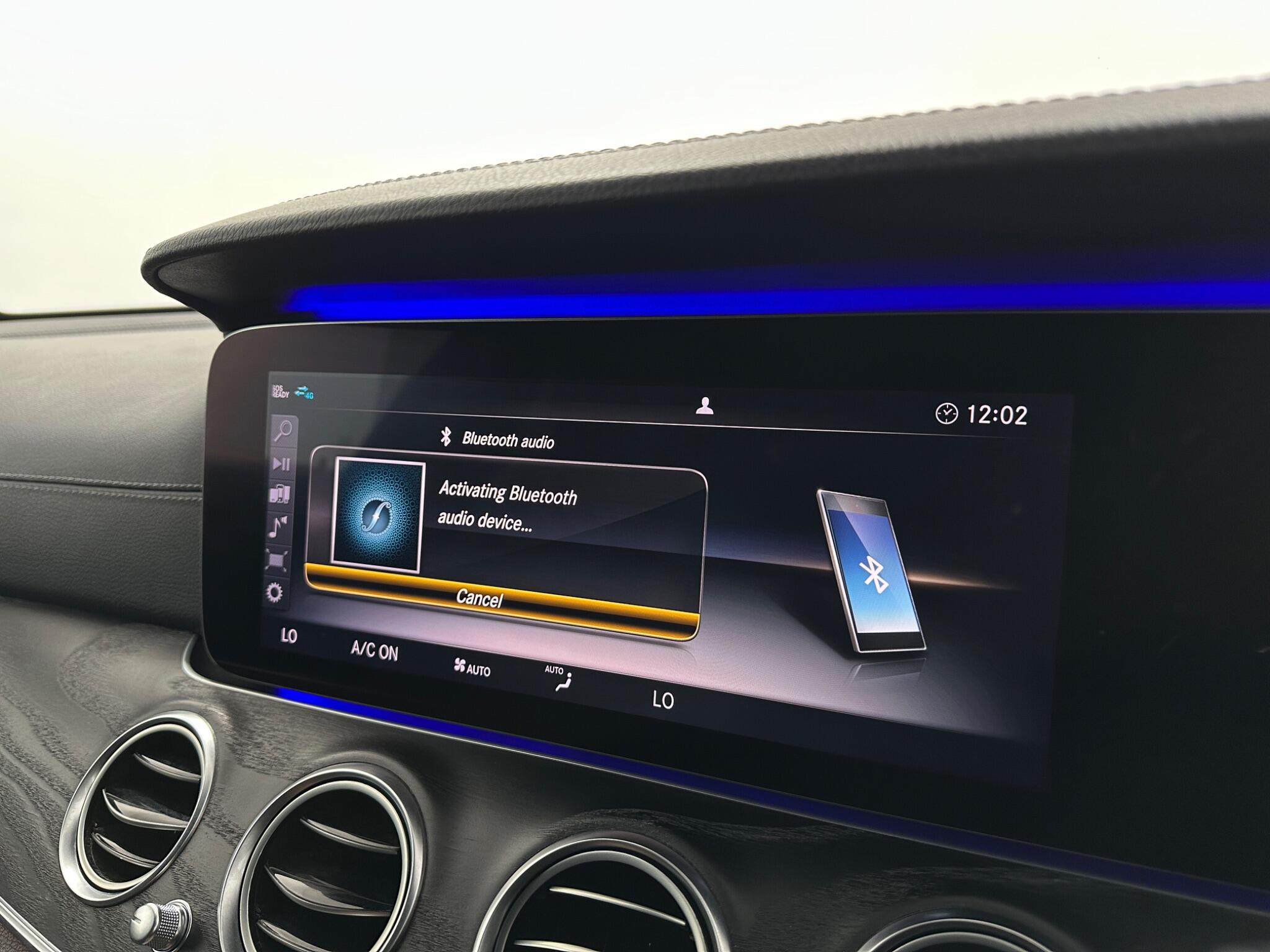 Mercedes-Benz E-Class view 27