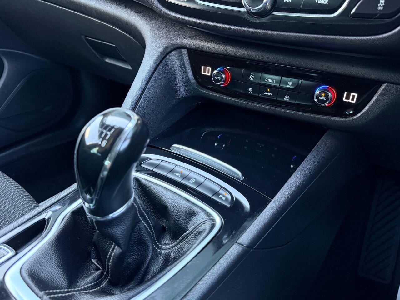 Vauxhall Insignia view 33
