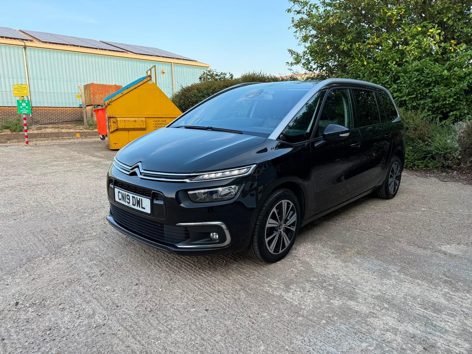 Citroen Grand C4 Spacetourer view 6