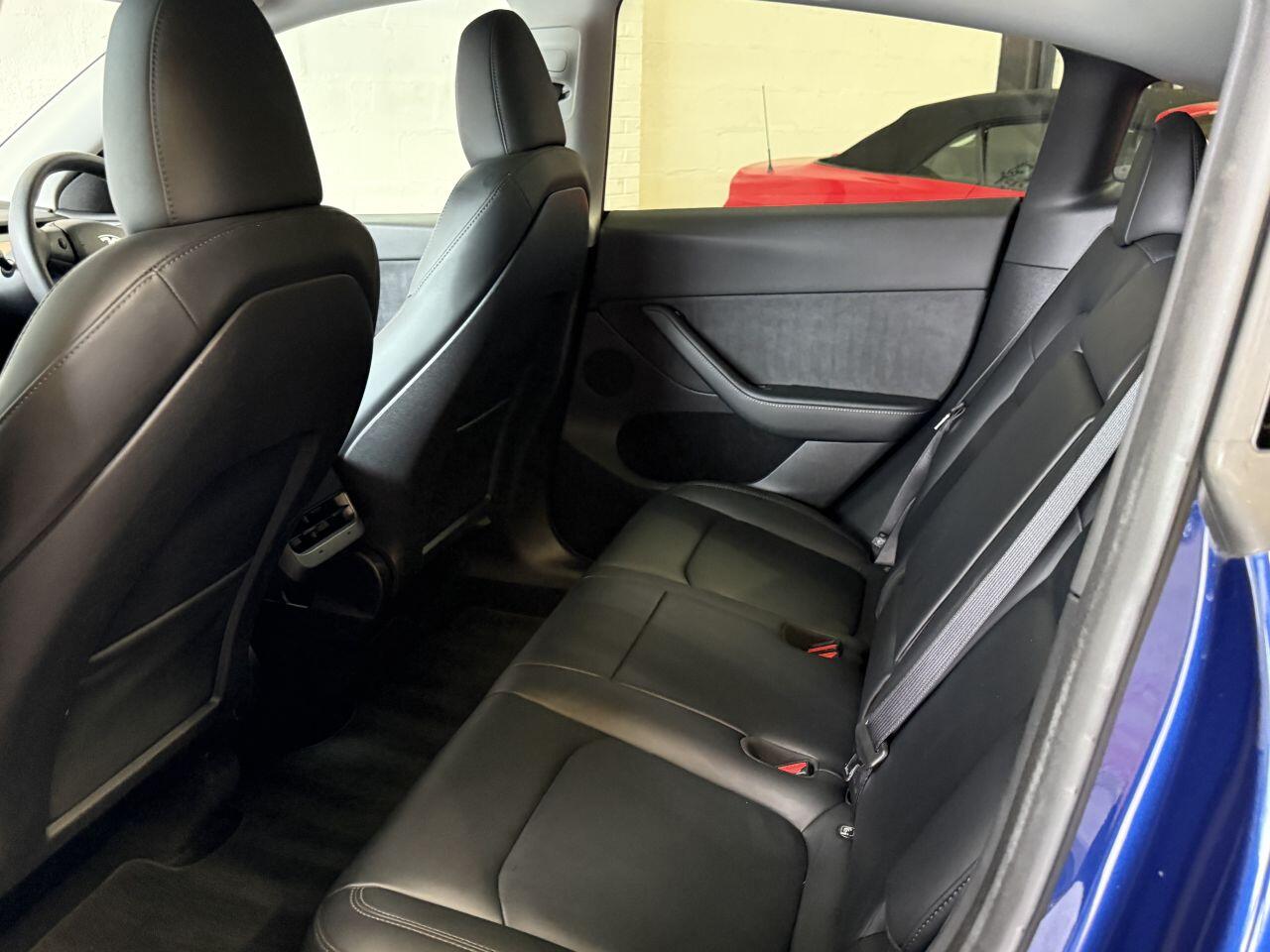 Tesla Model Y view 60