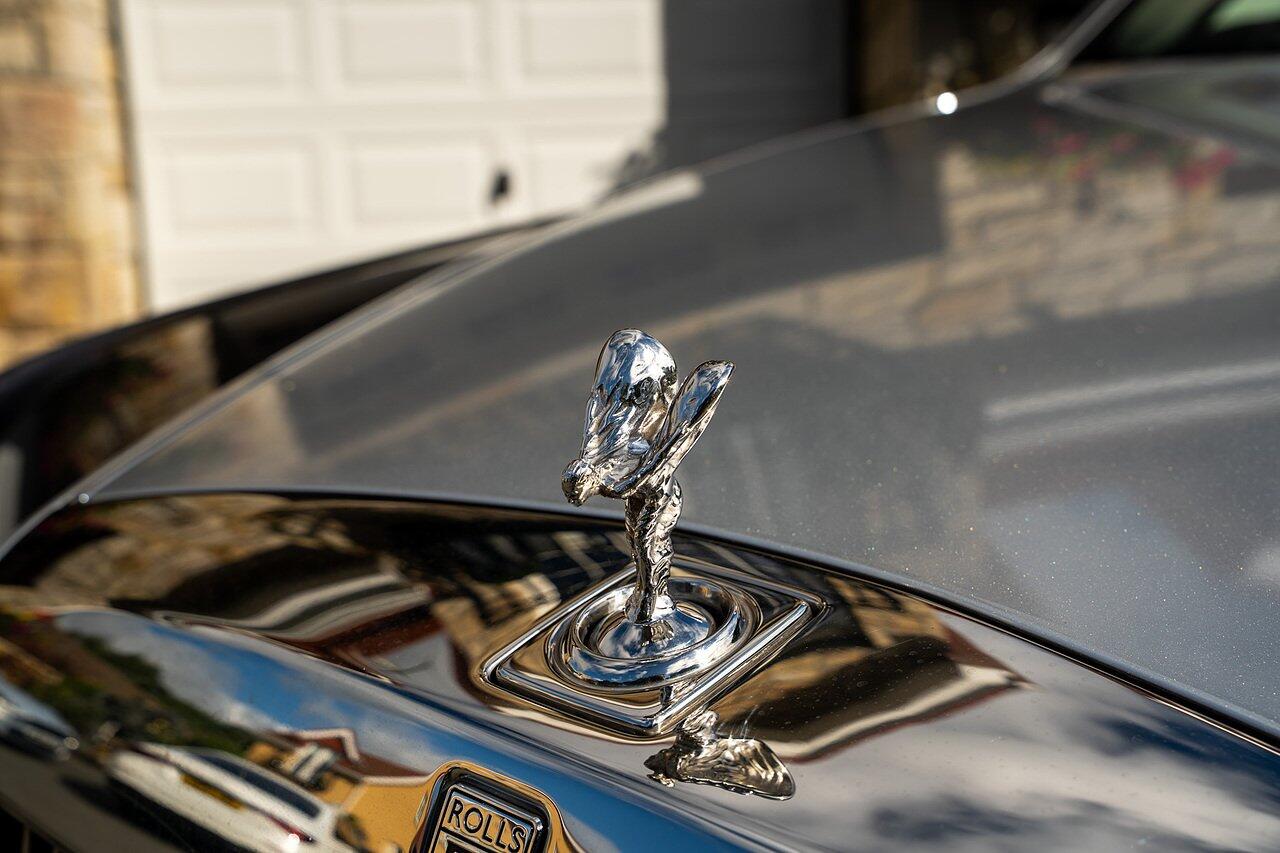 Rolls-Royce Phantom view 25