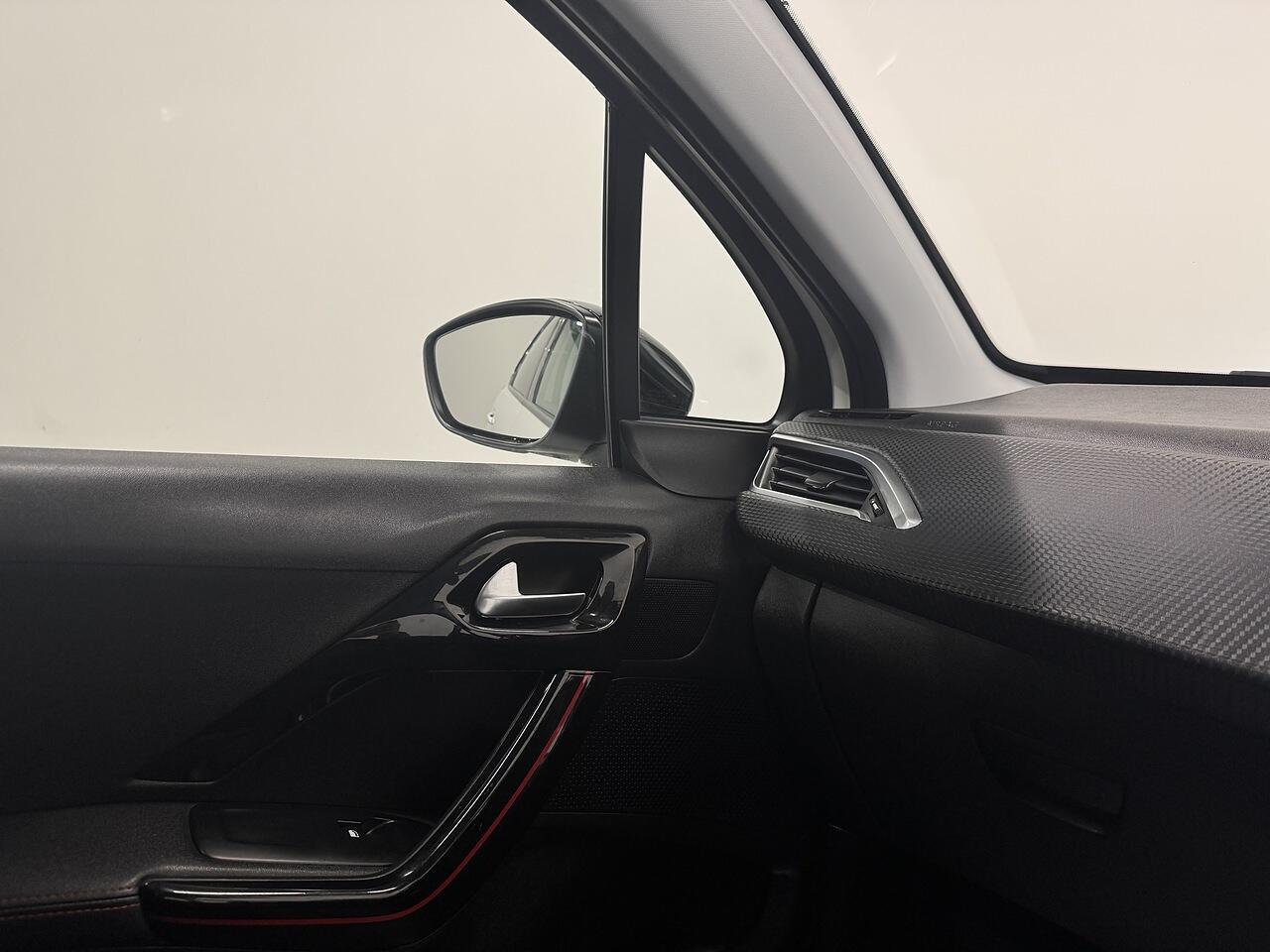Peugeot 2008 view 23