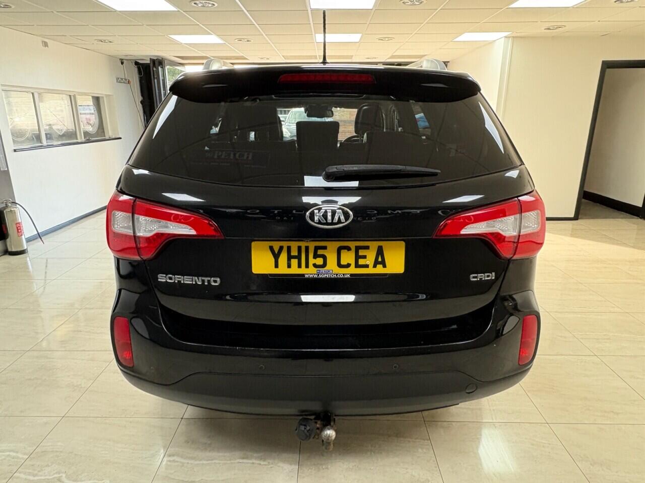Kia Sorento view 4