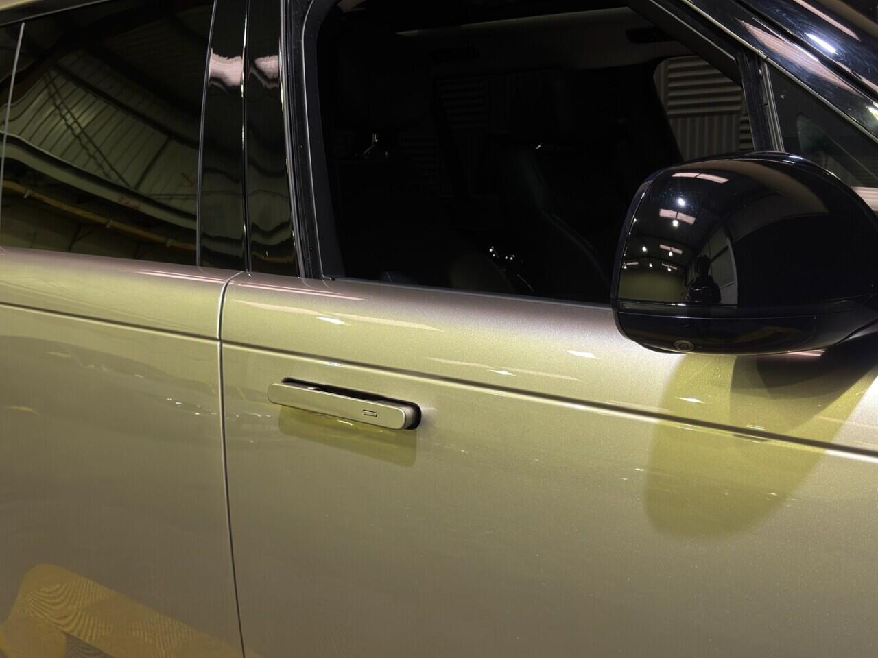 Land Rover Range Rover view 7