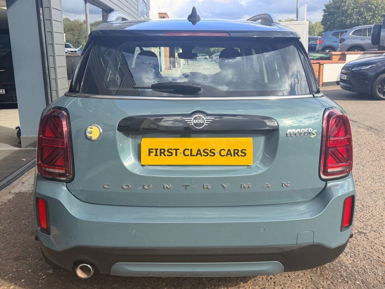 Mini Countryman view 8
