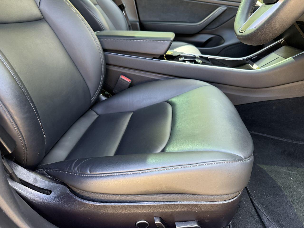 Tesla Model 3 view 17