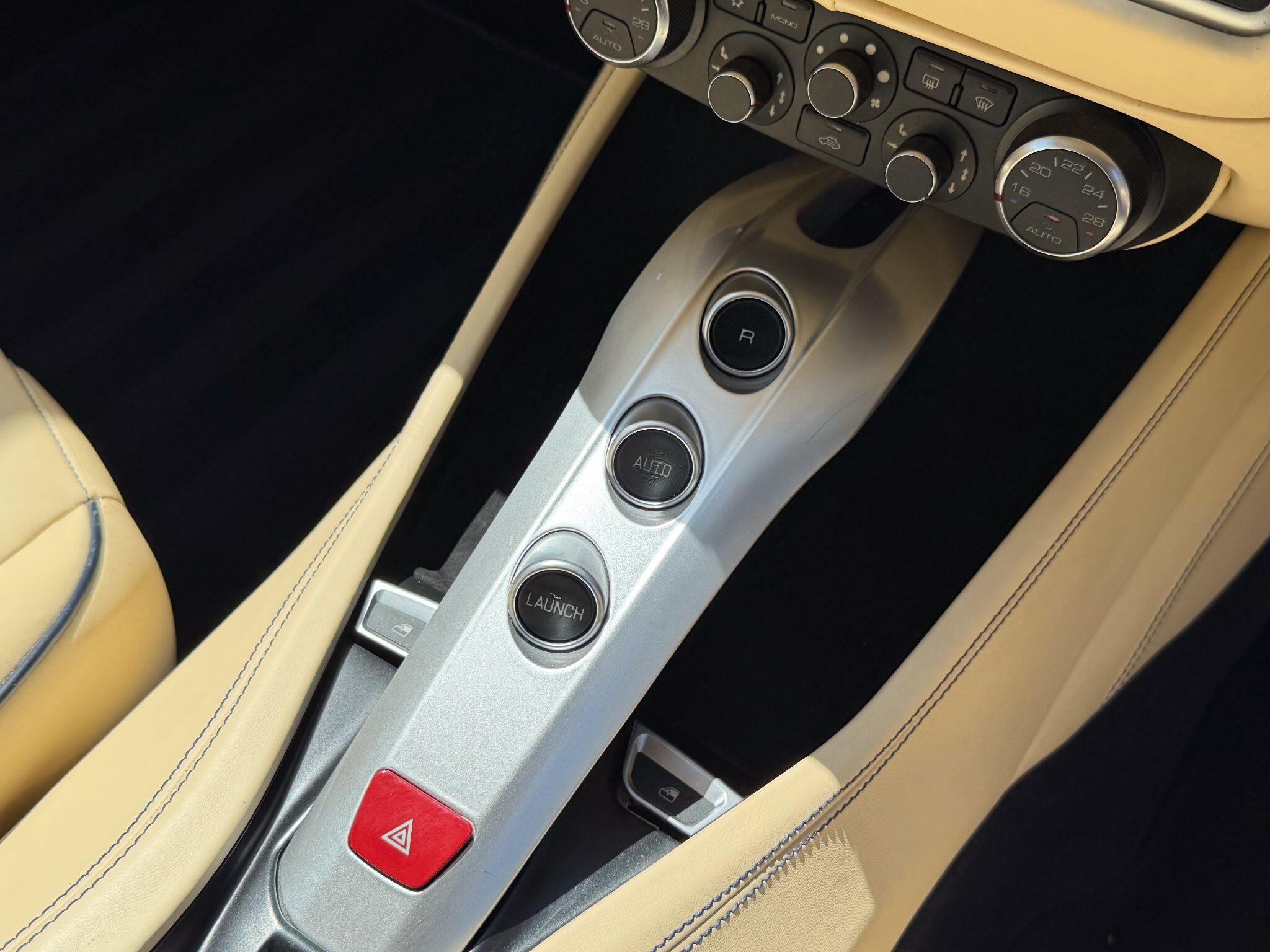 Ferrari California view 27
