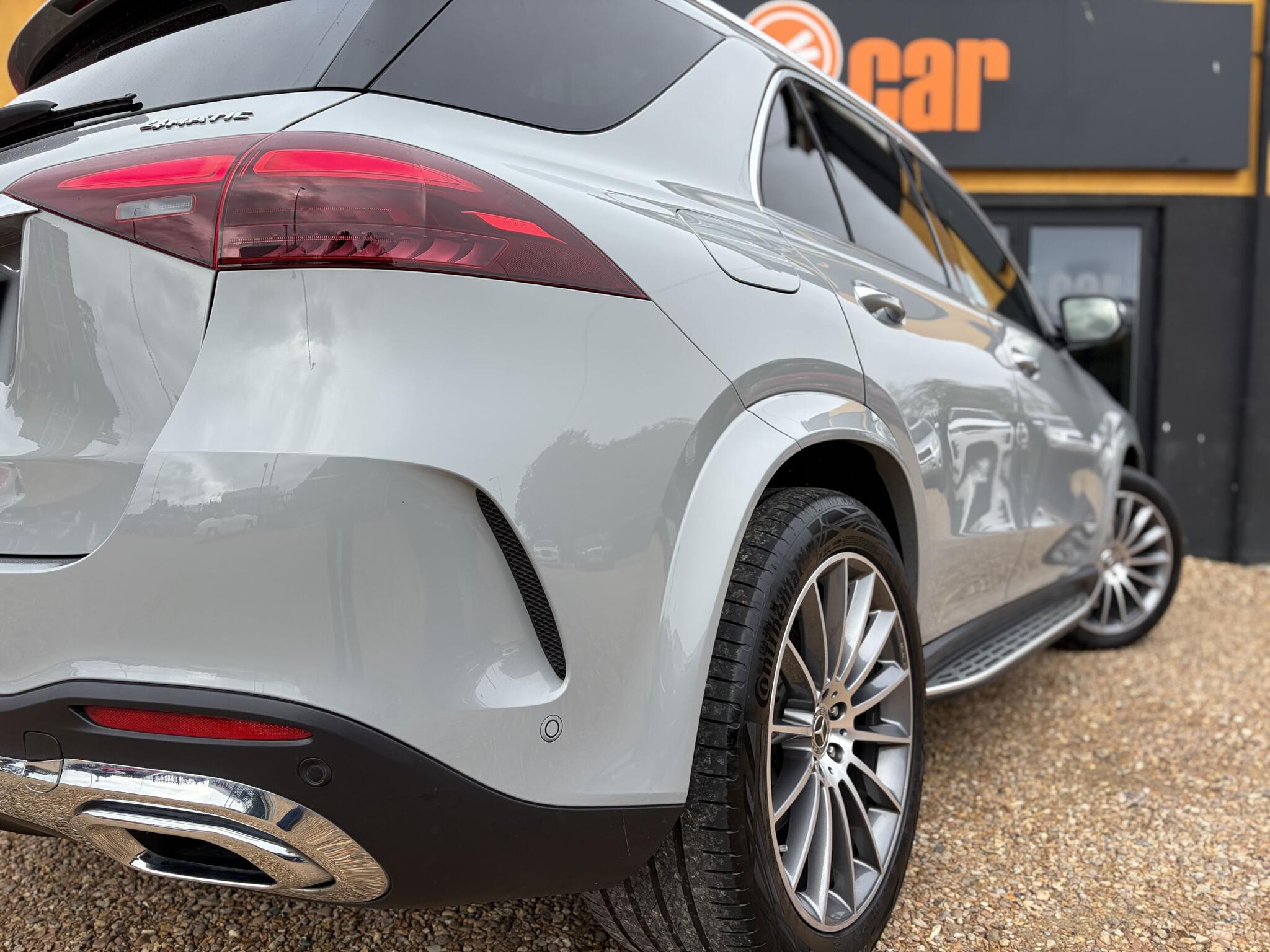 Mercedes-Benz Gle view 14
