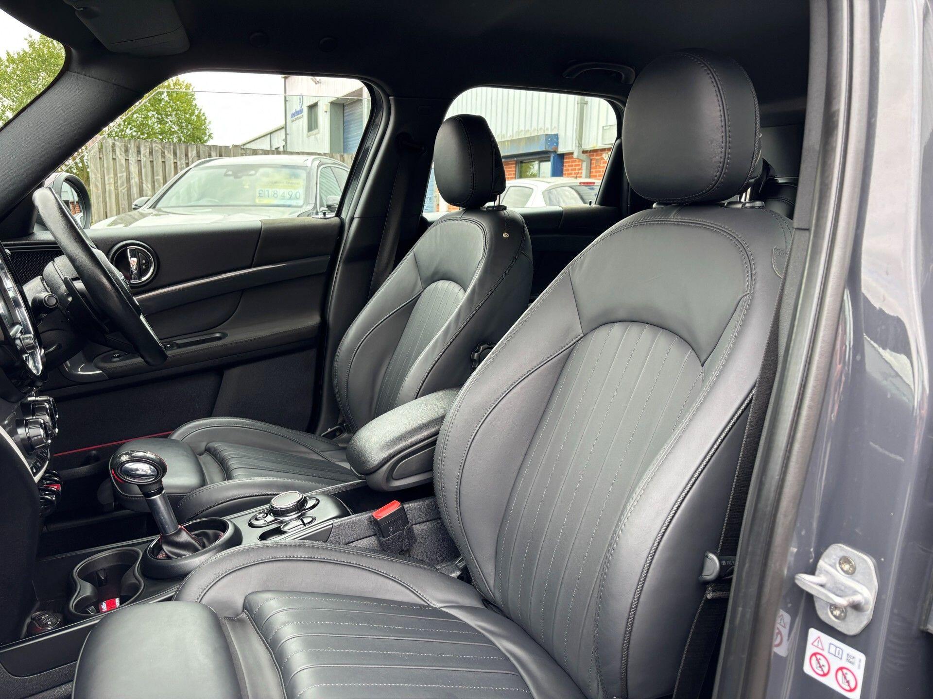 Mini Countryman view 20