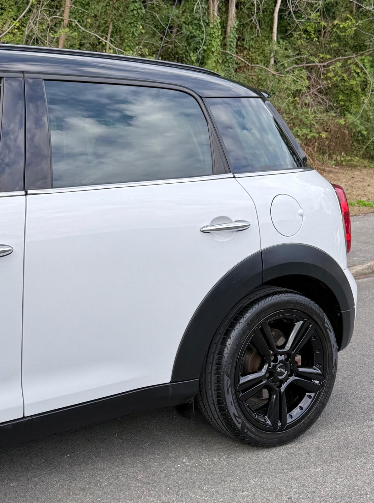MINI Countryman view 56