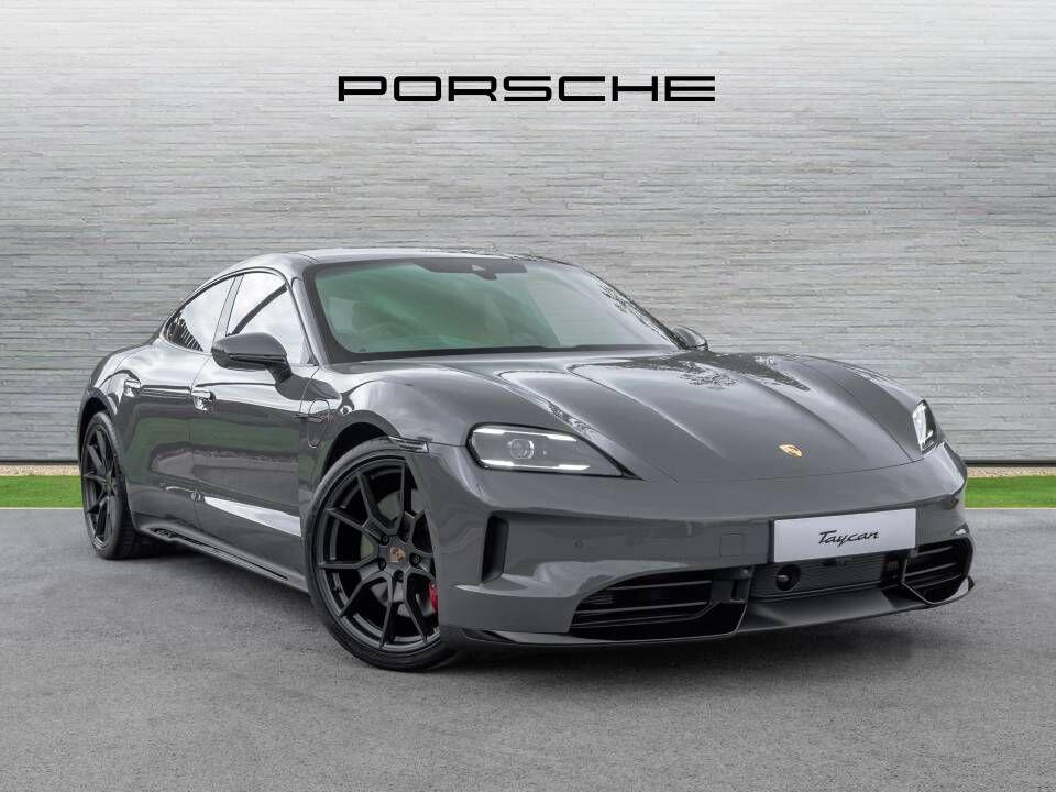 Porsche Taycan view 37