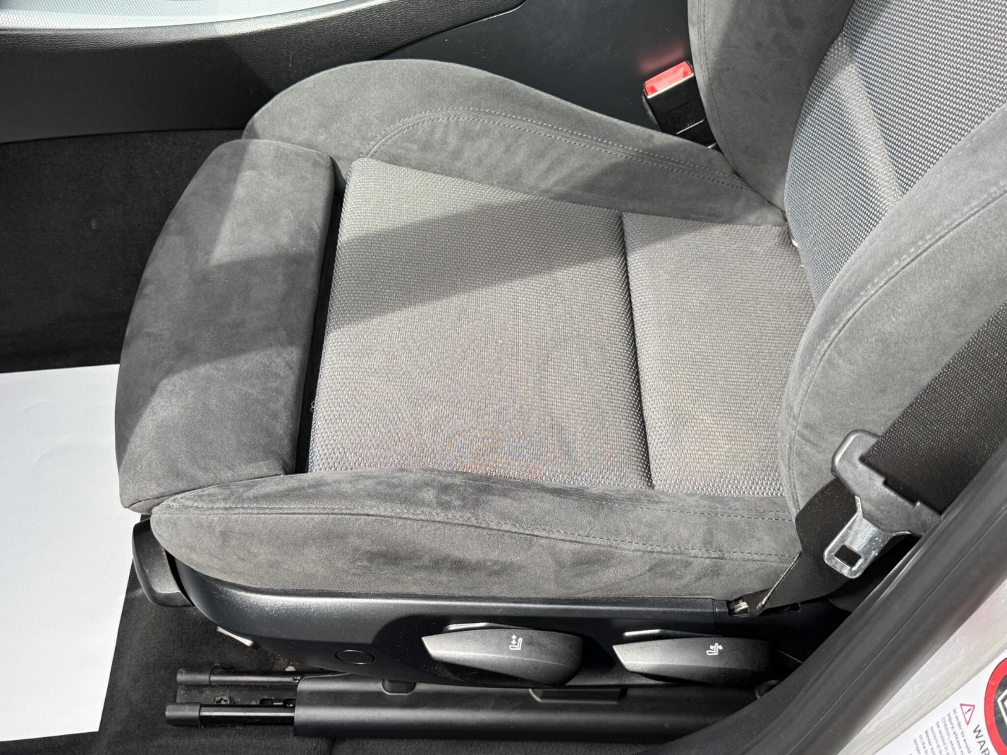 BMW 3 Series - Image 51
