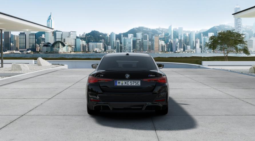 BMW i4 view 7