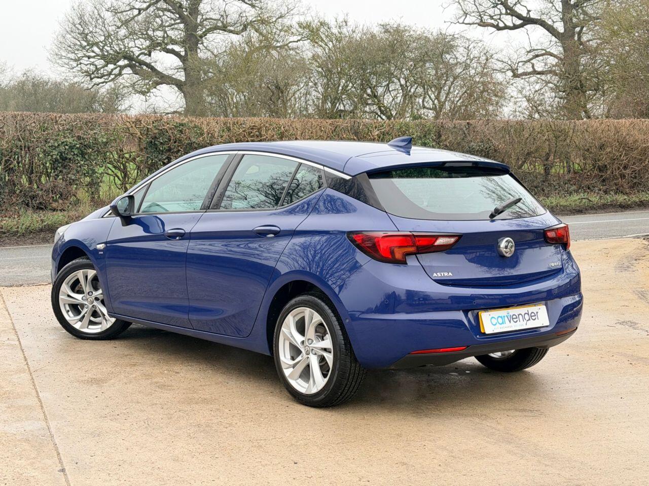 Vauxhall Astra view 5
