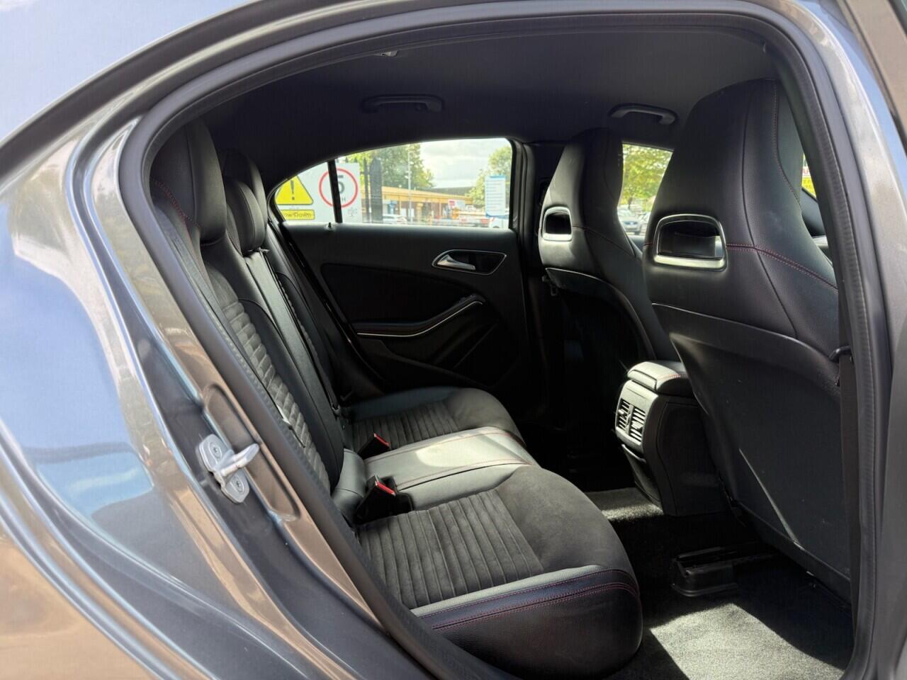 Mercedes-Benz A Class view 26