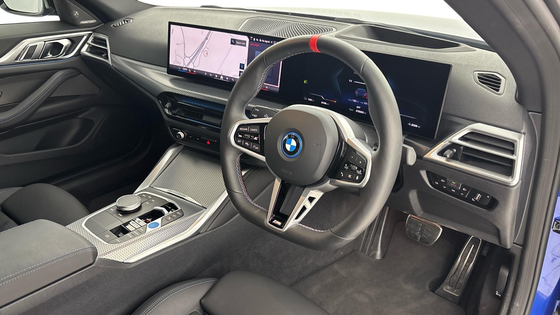BMW i4 view 6