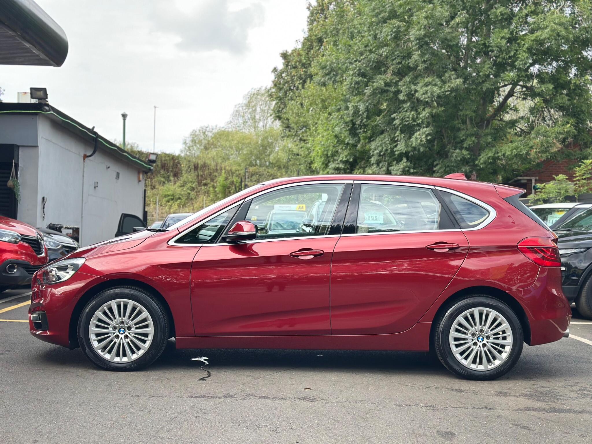 BMW 2 Series Active Tourer view 5