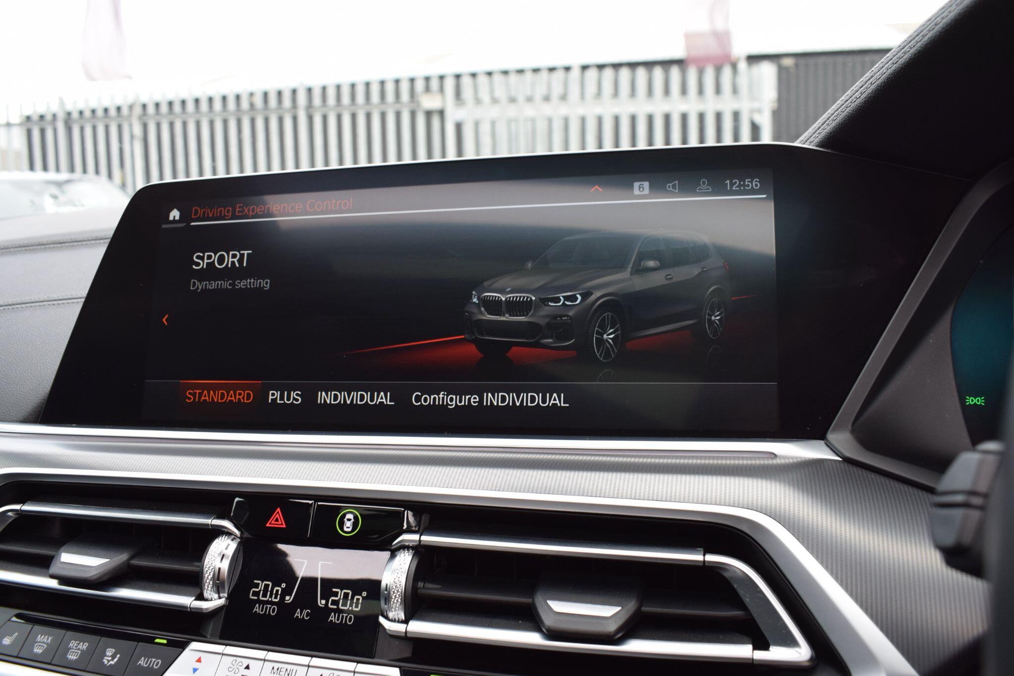 BMW X5 view 17