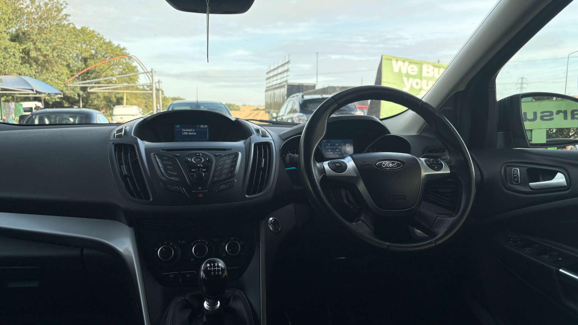 Ford Kuga view 32