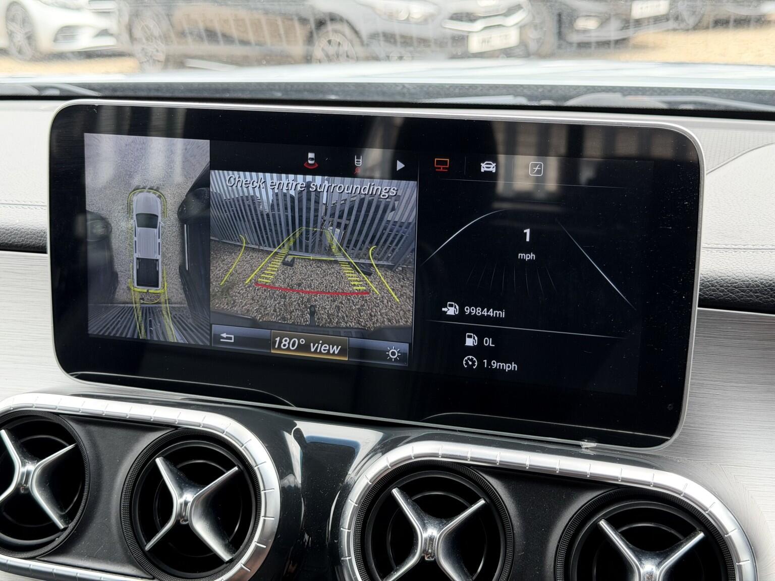 Mercedes-Benz X-Class view 21