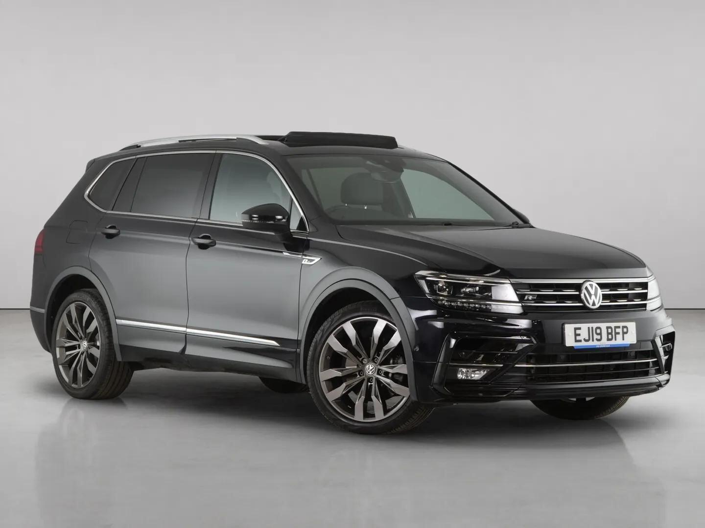 2019 Volkswagen Tiguan Allspace in Black for sale