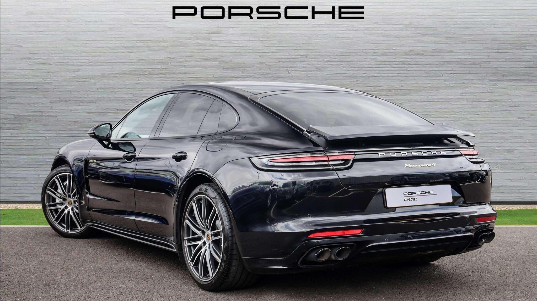 Porsche Panamera view 4
