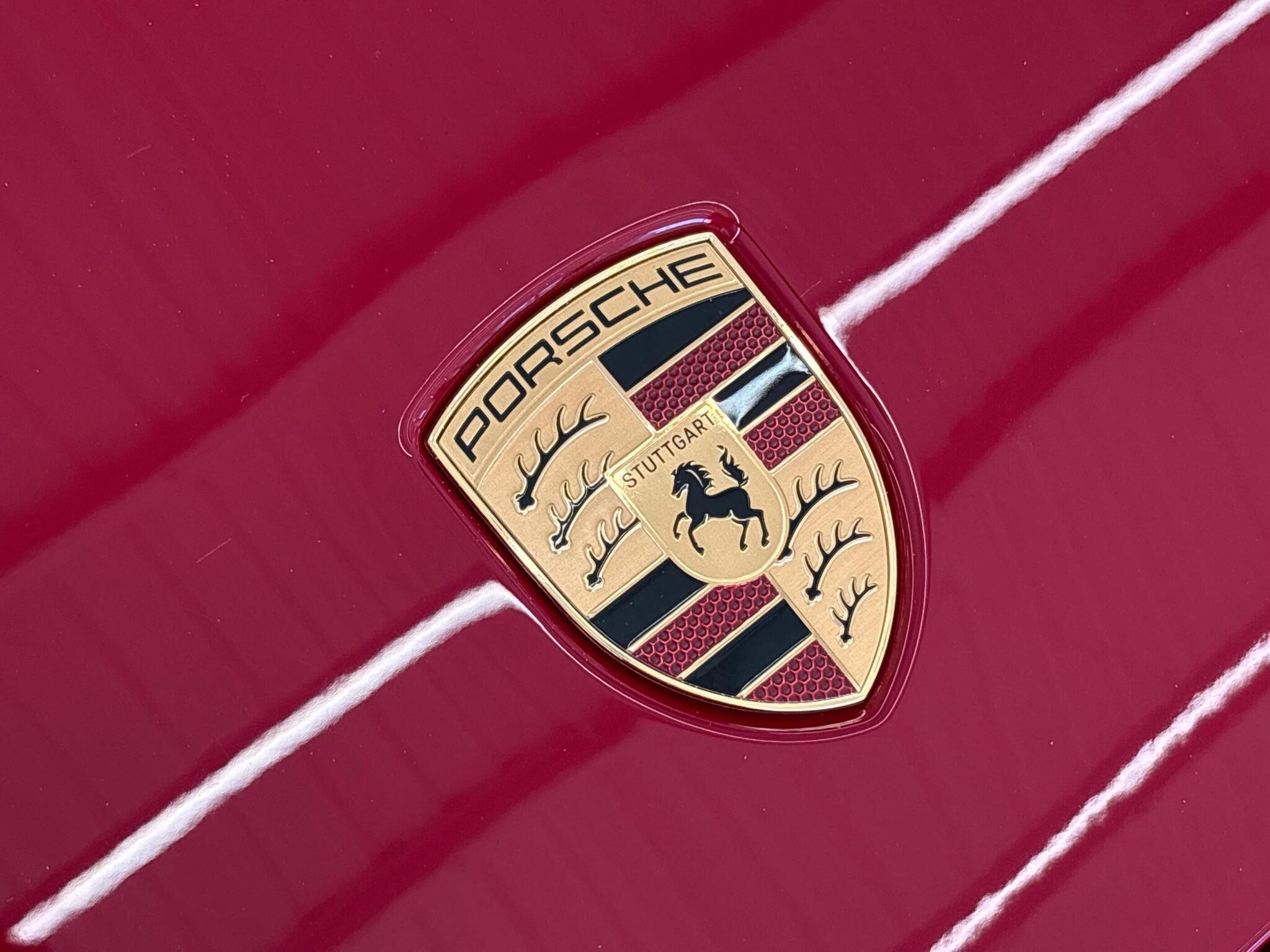 Porsche Macan view 33