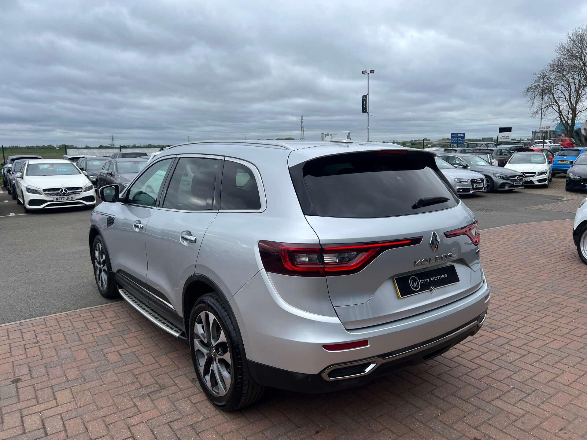 Renault Koleos view 11