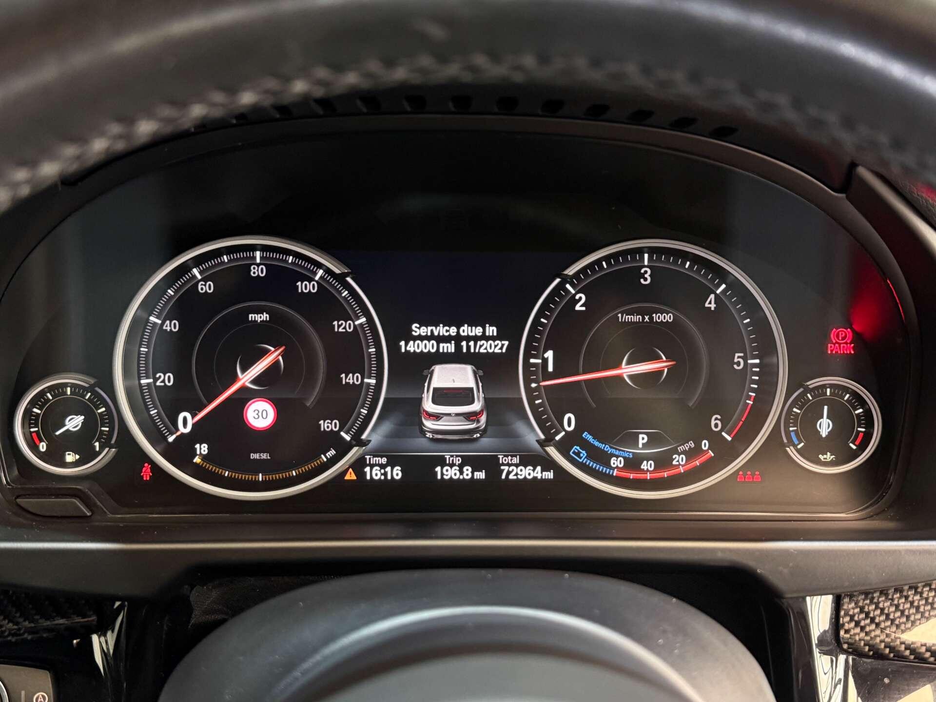 BMW X6 view 29