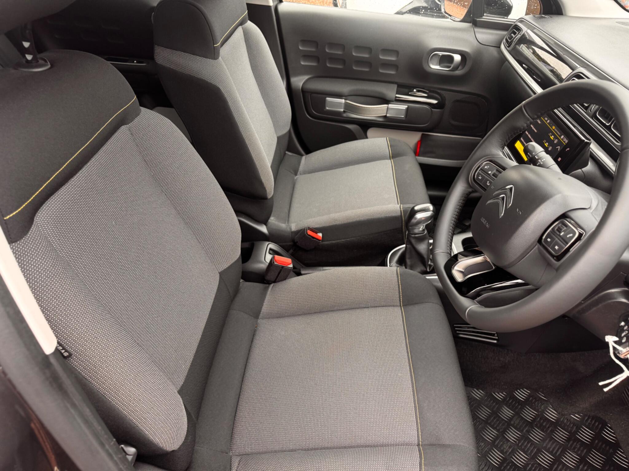 Citroen C3 view 16