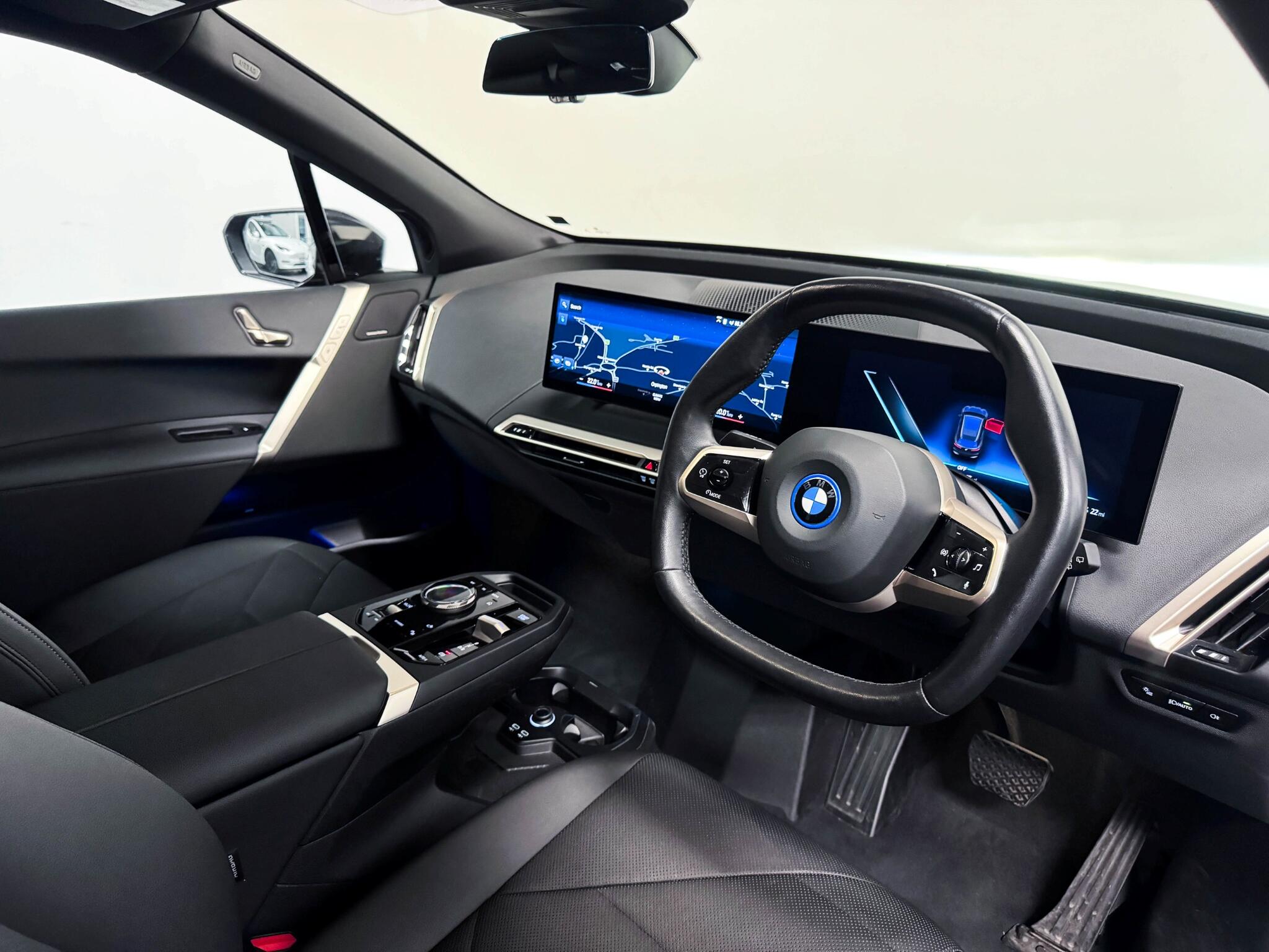 BMW Ix view 37