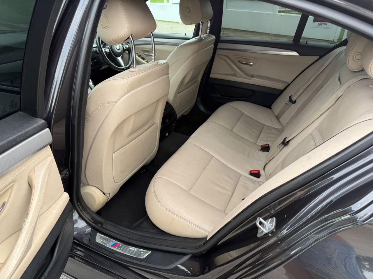 BMW 5 Series view 45