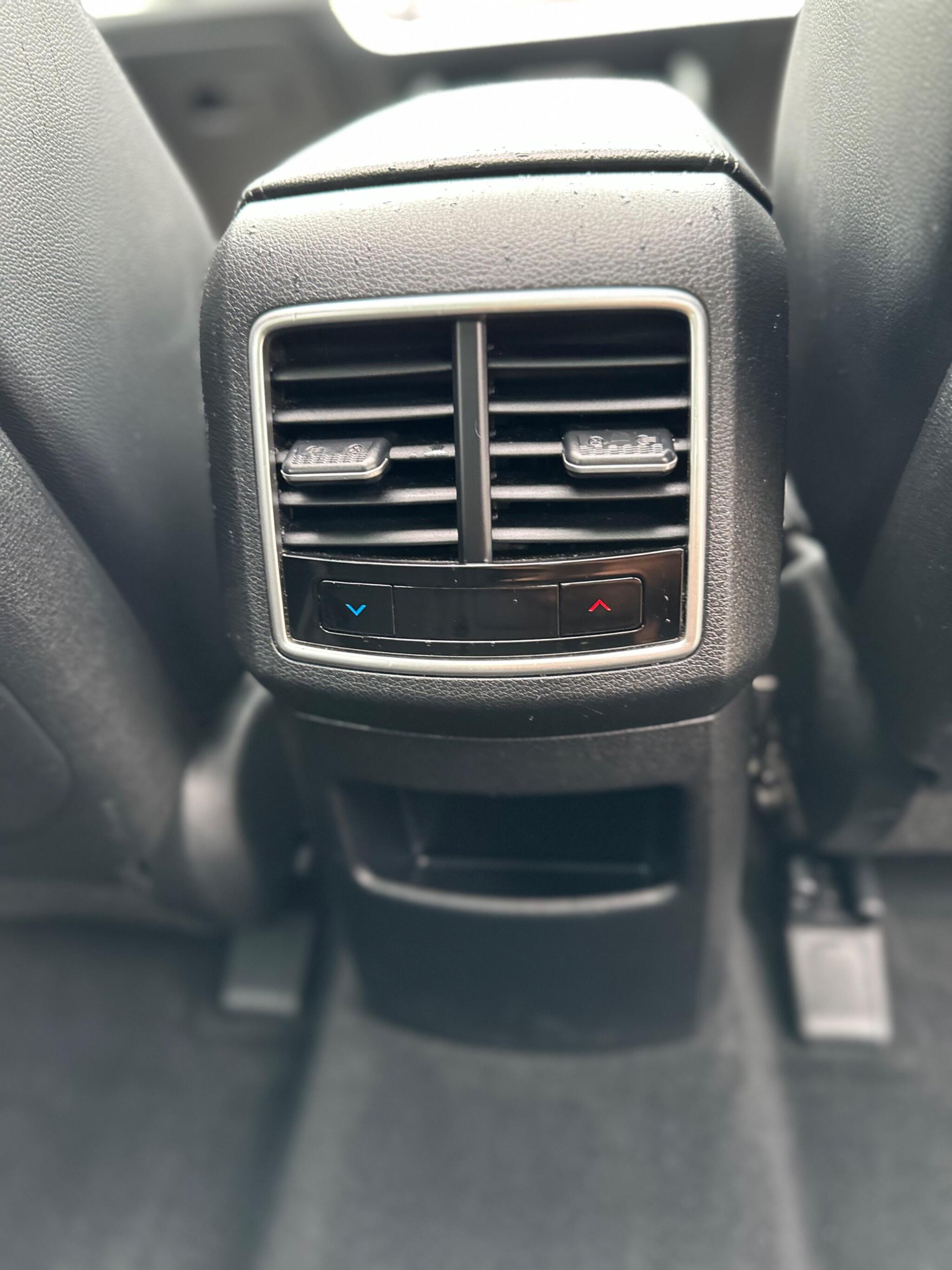 Kia Sportage view 16