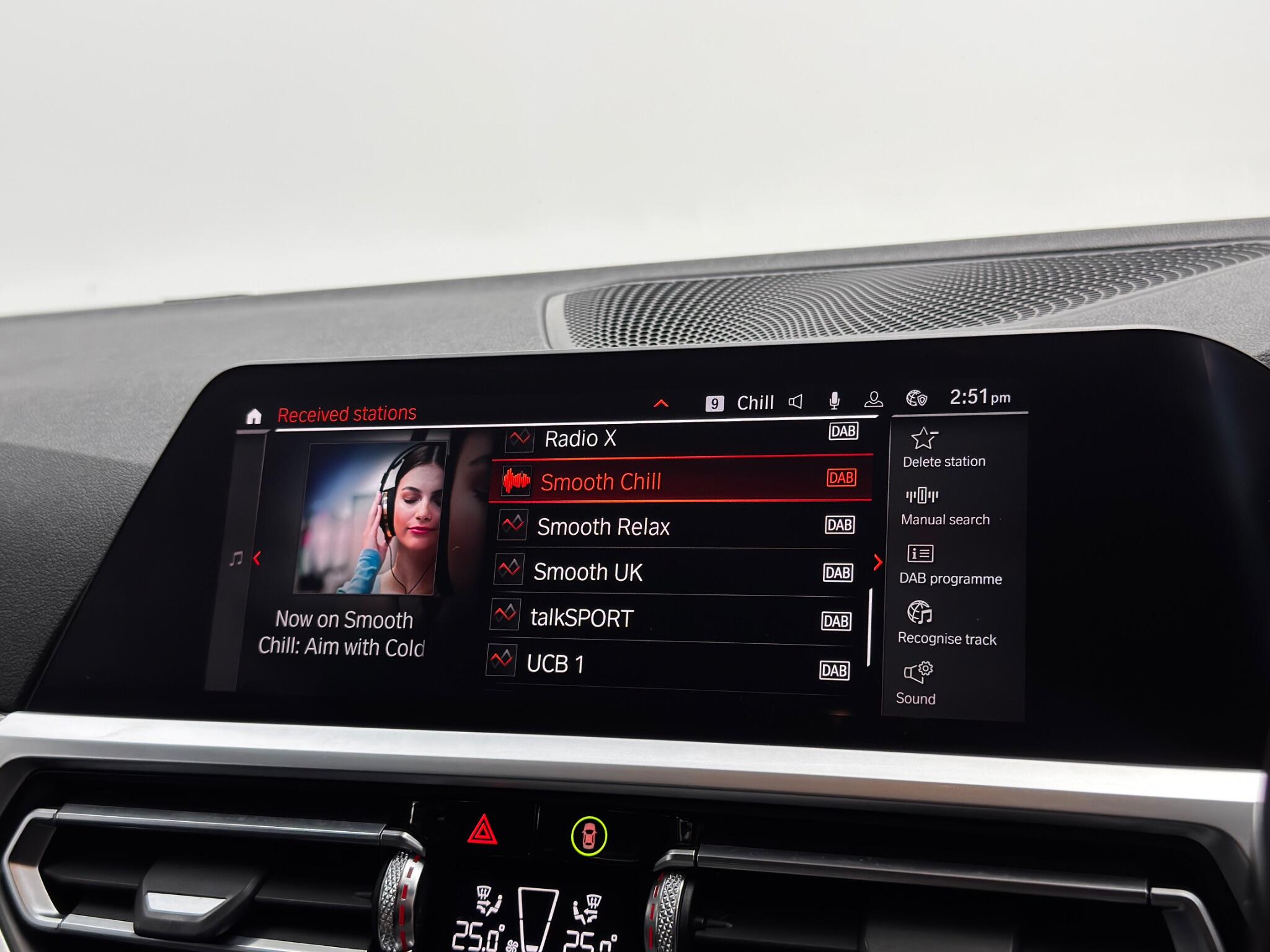 BMW 3 Series view 20