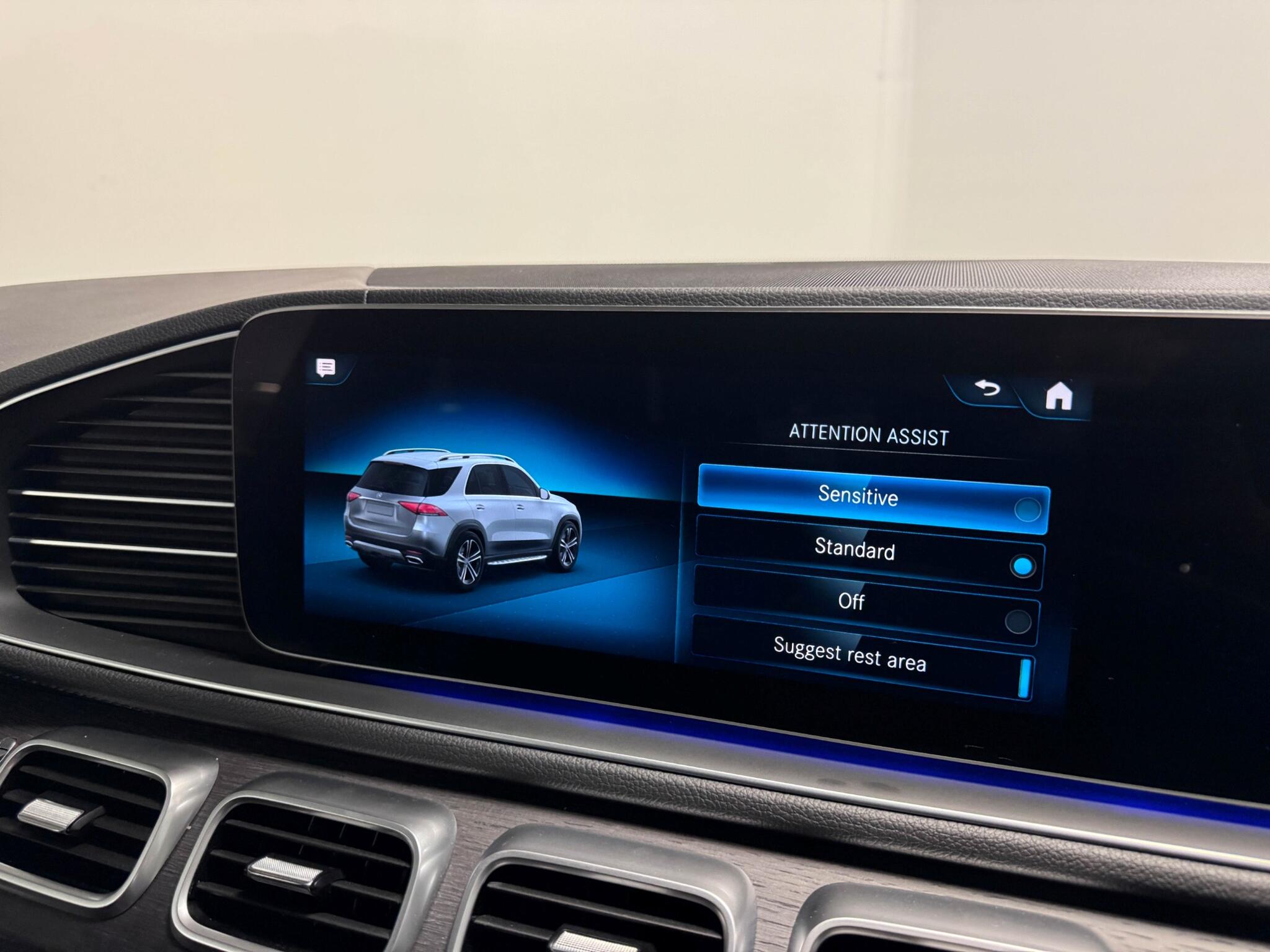 Mercedes-Benz Gle view 59