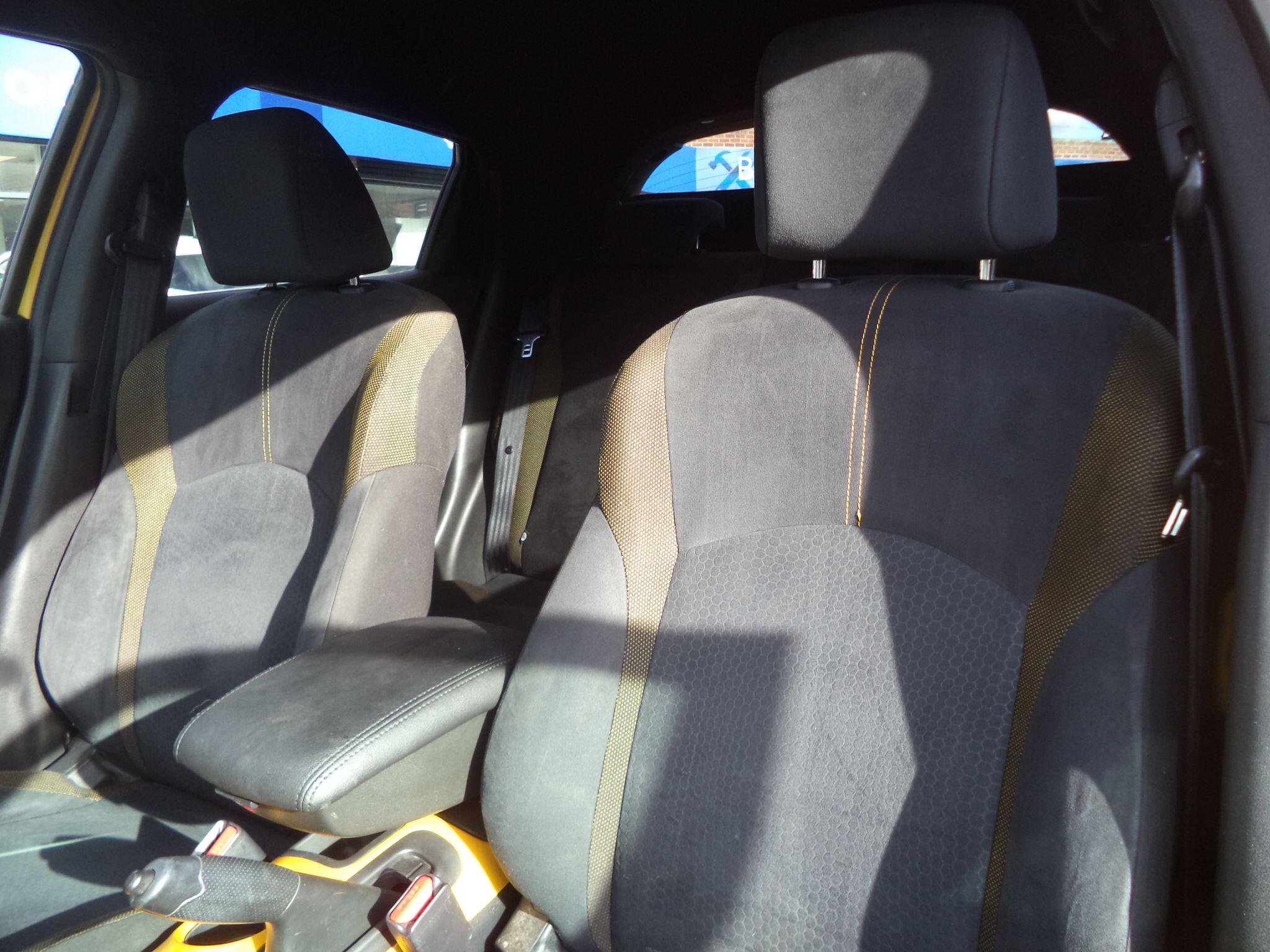 Nissan Juke view 32