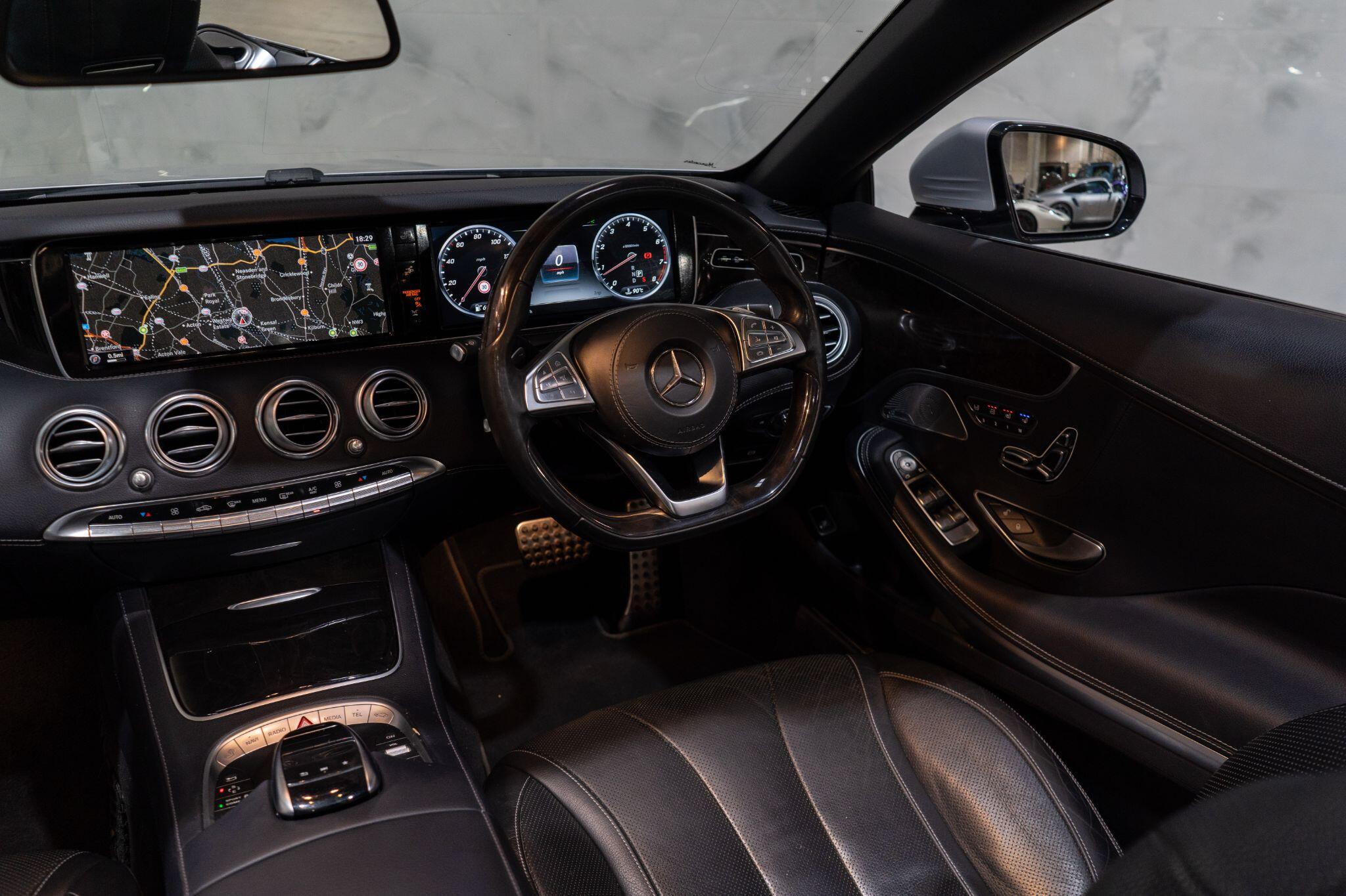 Mercedes-Benz S-Class view 12