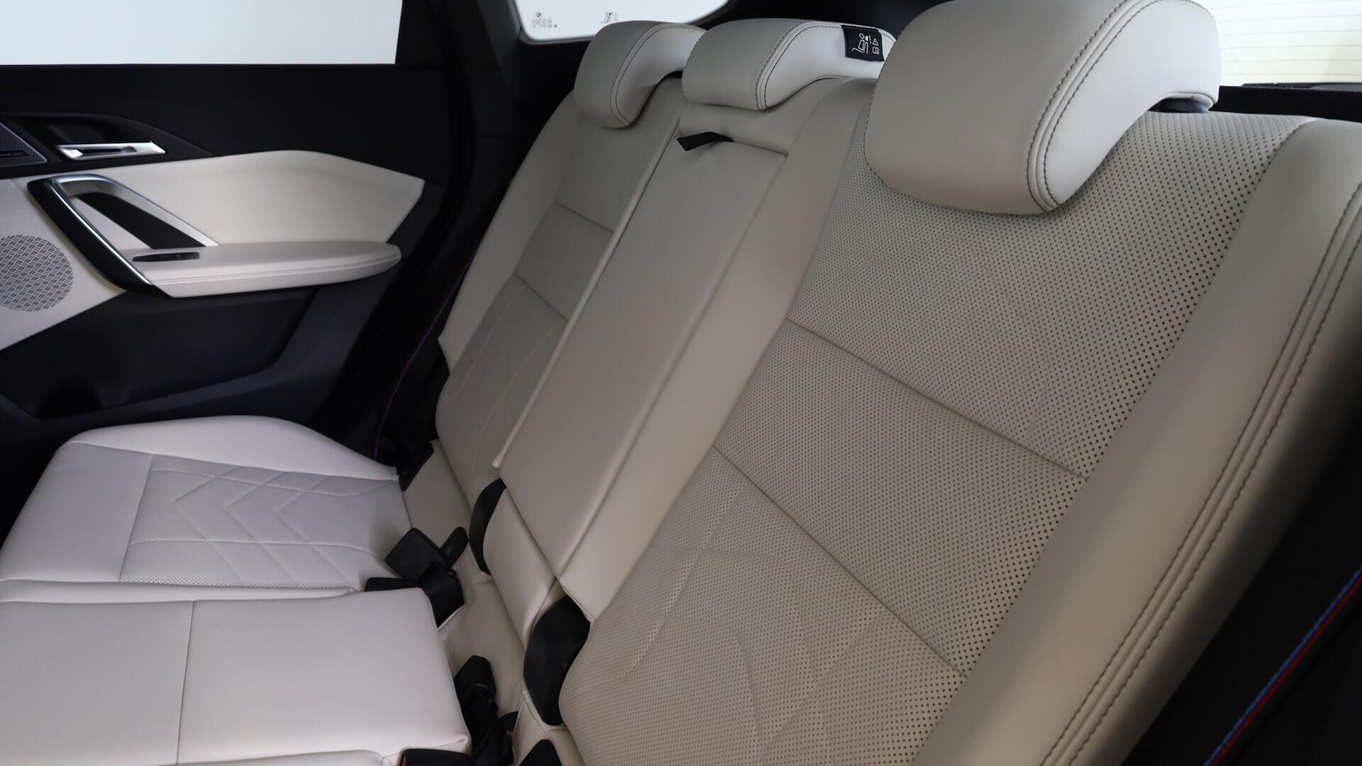 BMW X1 view 12