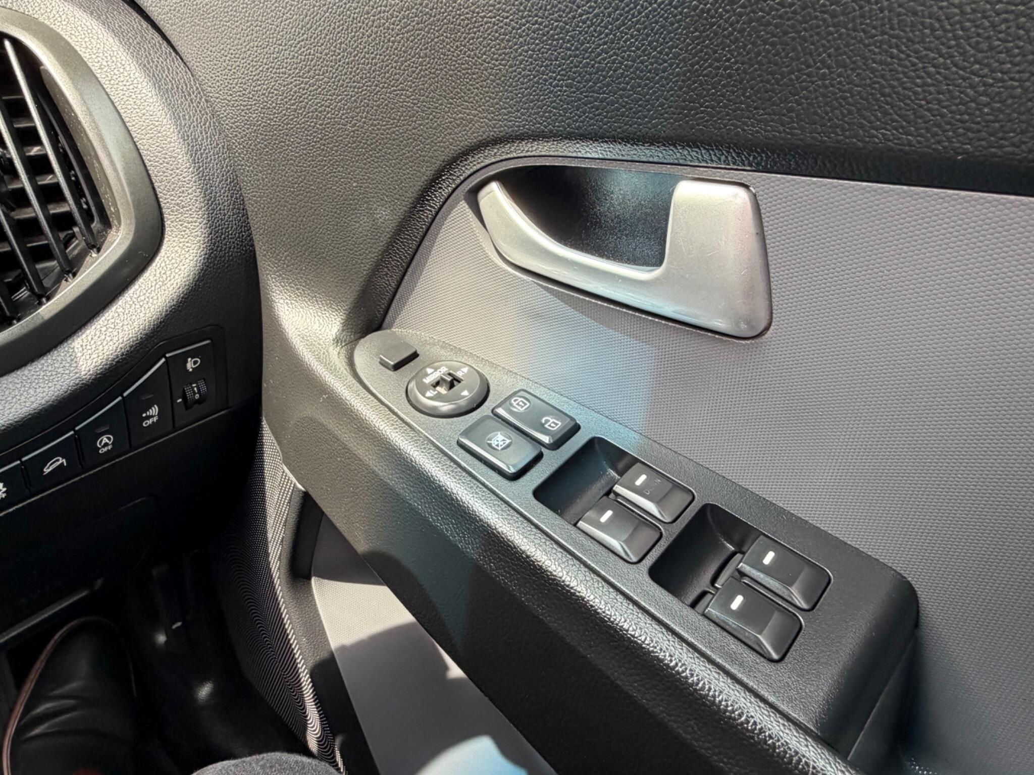 Kia Sportage view 49