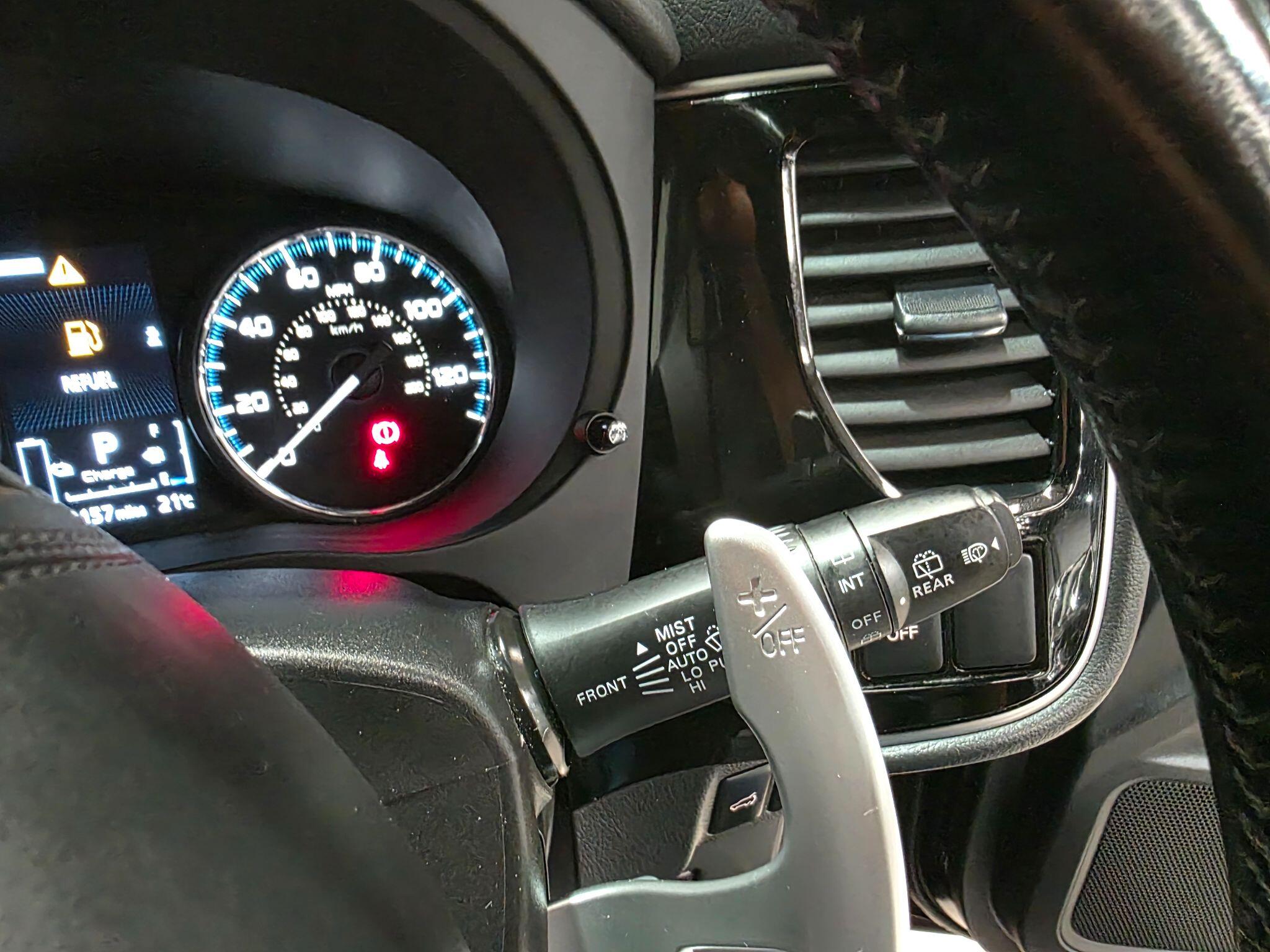 Mitsubishi Outlander view 18